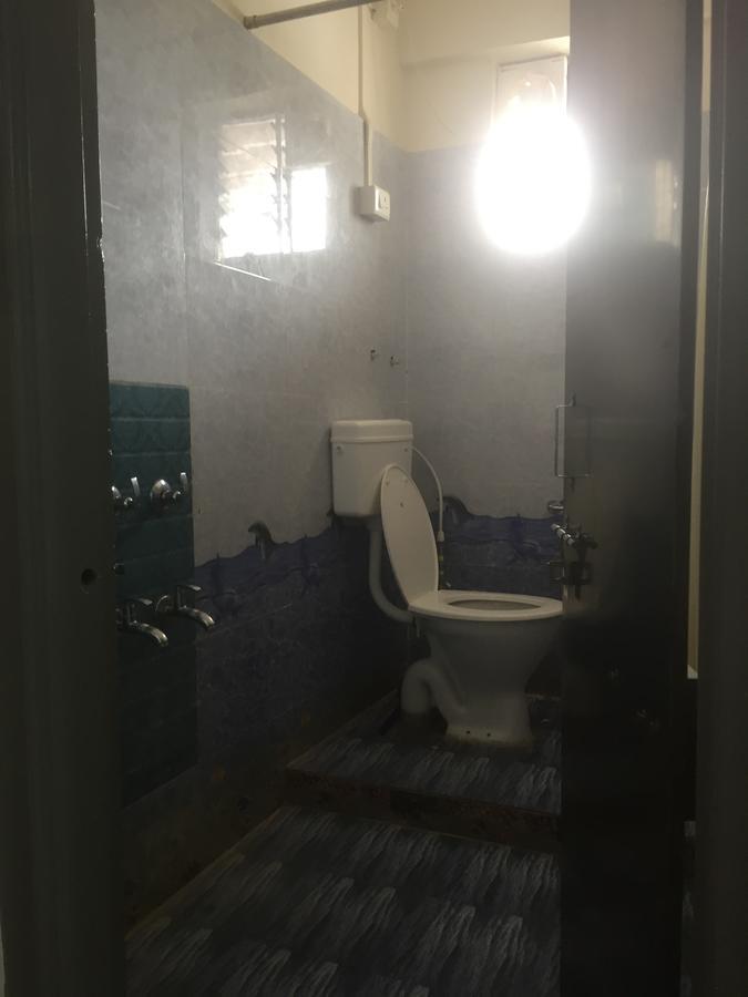 Joshi Yatri Niwas Hotel Kolhápur Kültér fotó