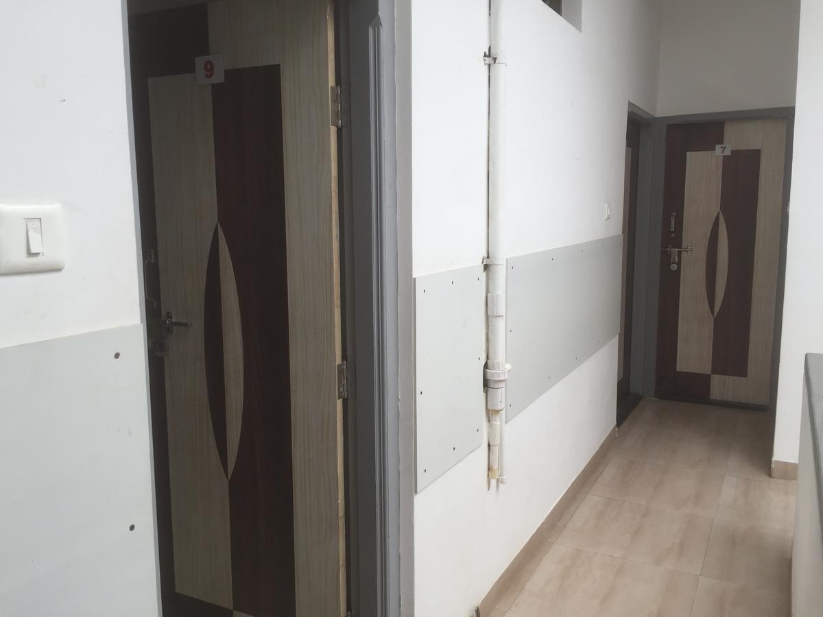Joshi Yatri Niwas Hotel Kolhápur Kültér fotó